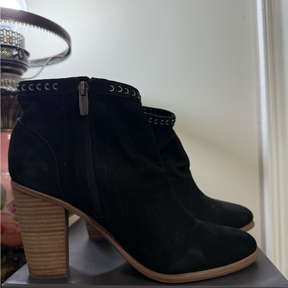Vince Camuto Bootie - Picture 9 of 9